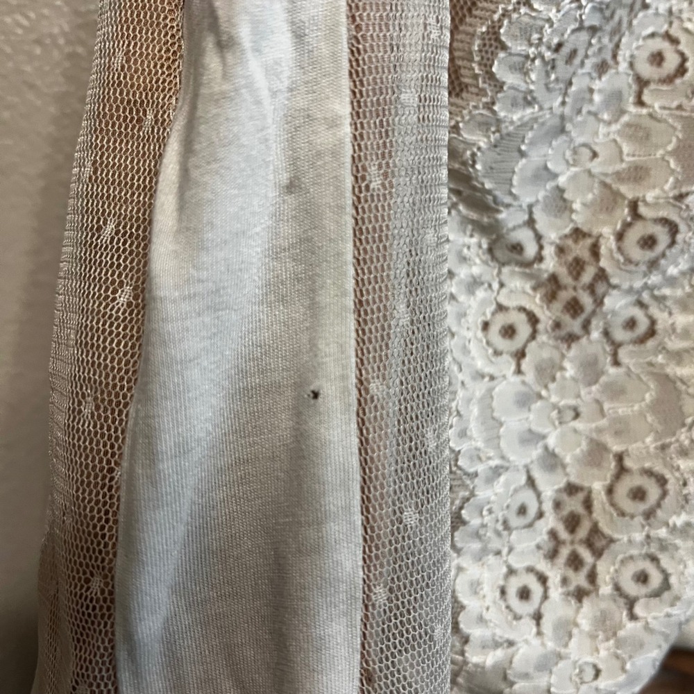 BCBGMAXAZRIA Addyson Lace Mesh Long Sleeve Top Off White Size M UEX1U069-101 - Picture 7 of 7